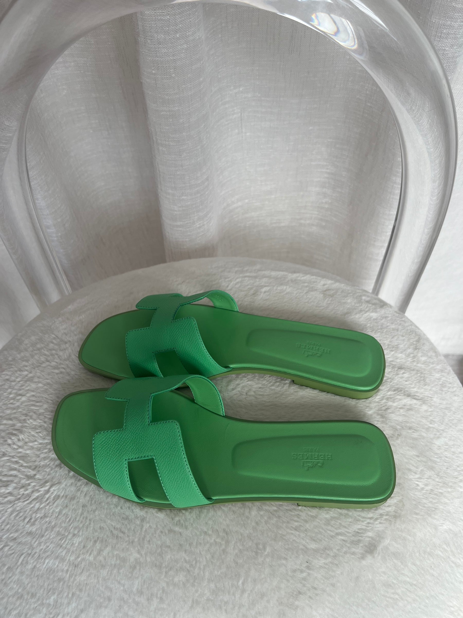 Hermès Vert Pomme Oran Sandals, 41