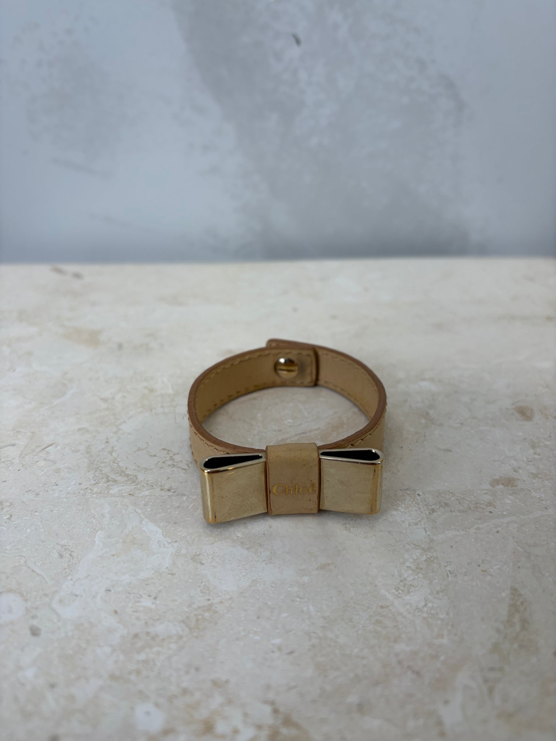 Chloé Beige Leather Bow Bracelet, Small