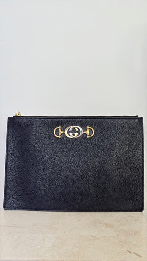 Gucci Black Grained Leather Zumi Logo Pouch
