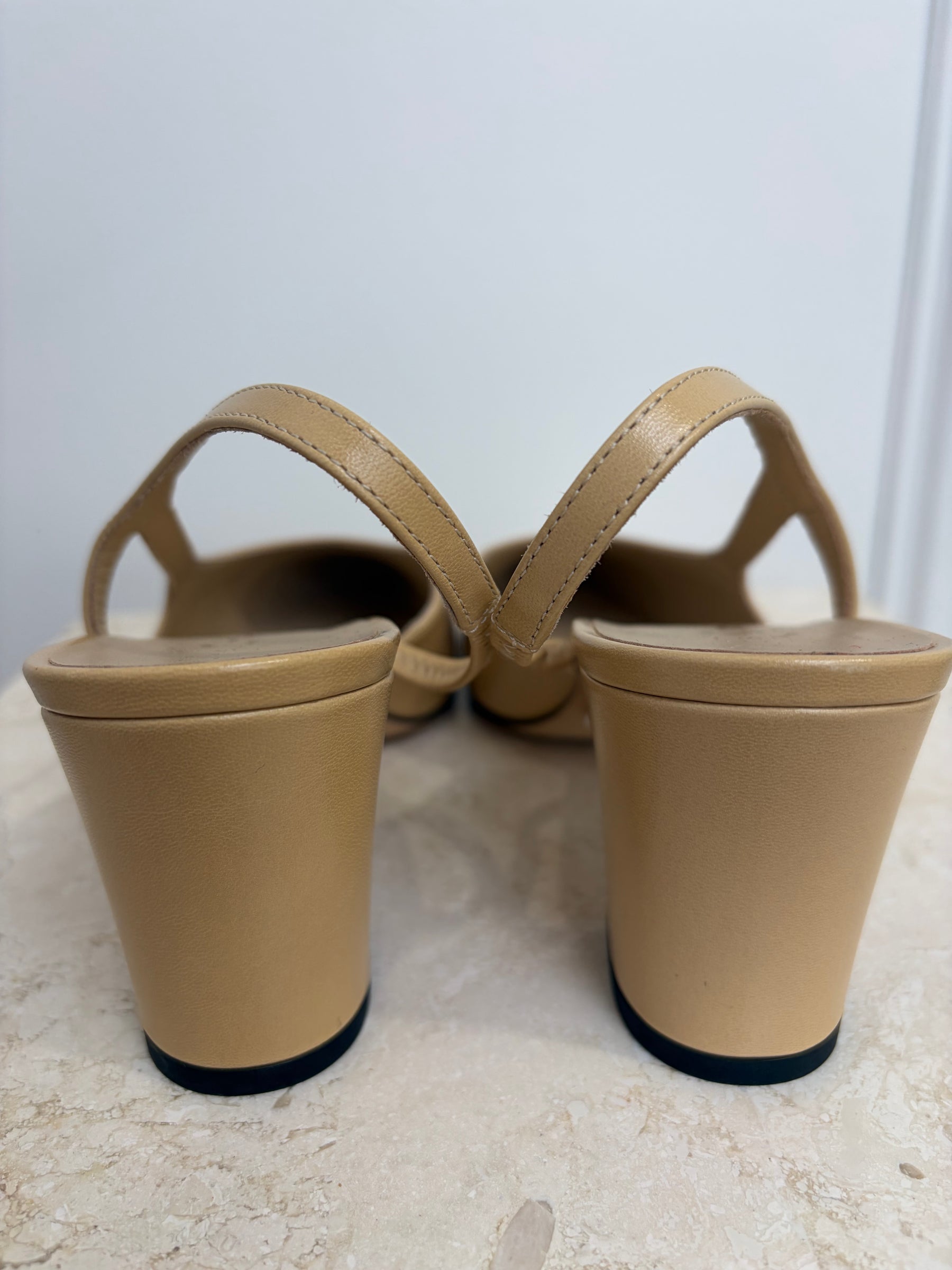 Chanel Slingbacks Tan Black, 39