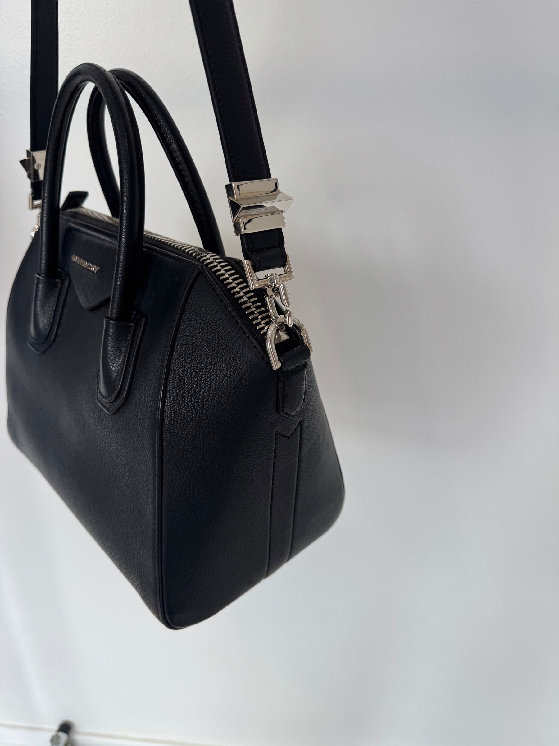 Givenchy Antigona Black Small