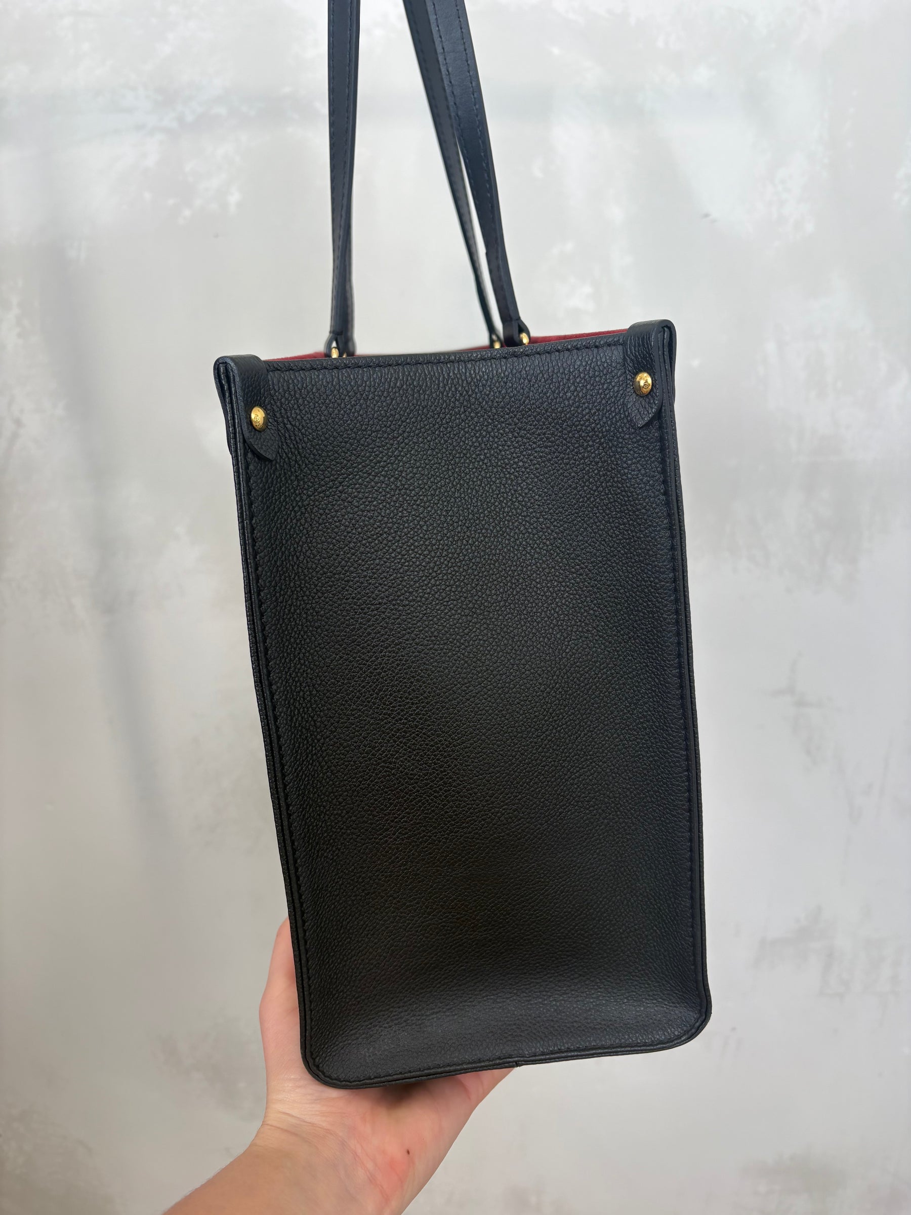 Louis Vuitton On The Go MM Empriente Tote Bi Colour Black And Beige