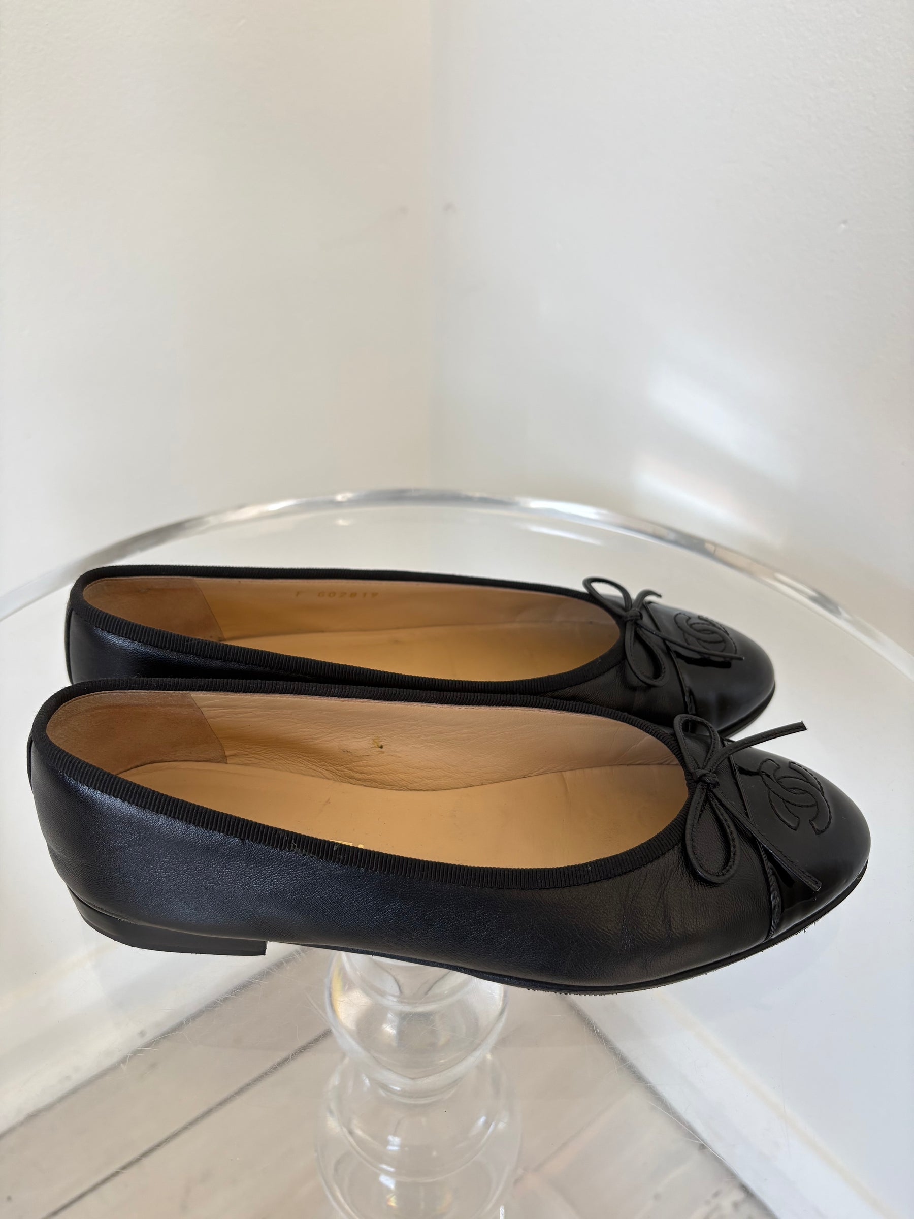 Chanel Black Leather and Patent Ballet Flat, 37.5C