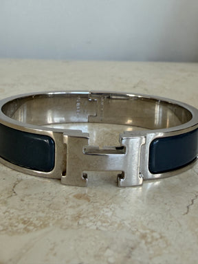 Hermès Clic H Bracelet Grey Enamel And Silver
