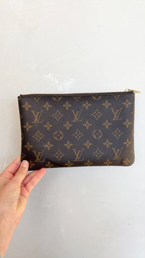 Louis Vuitton Canvas Monogram Pouch