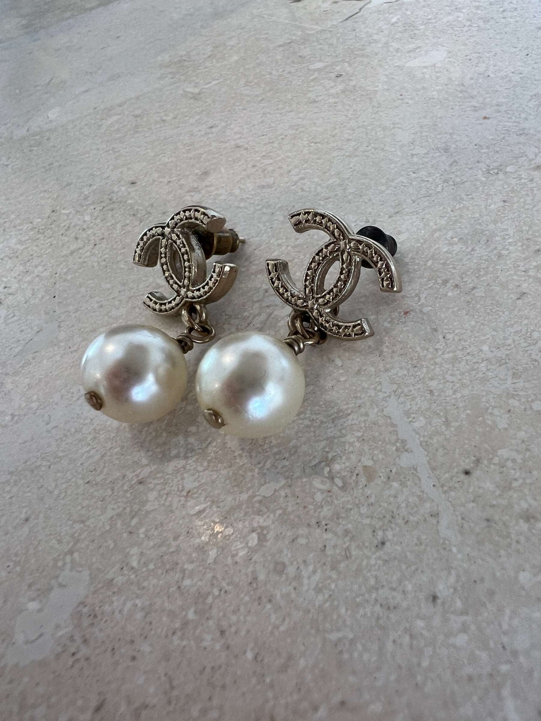 Chanel Pearl Drop Earrings Gold Tone Hardware
