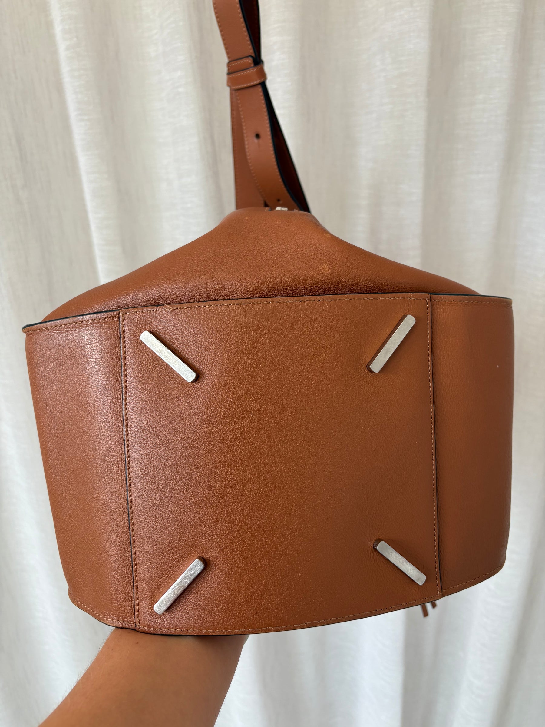 Loewe Tan Leather Large Hammock Bag