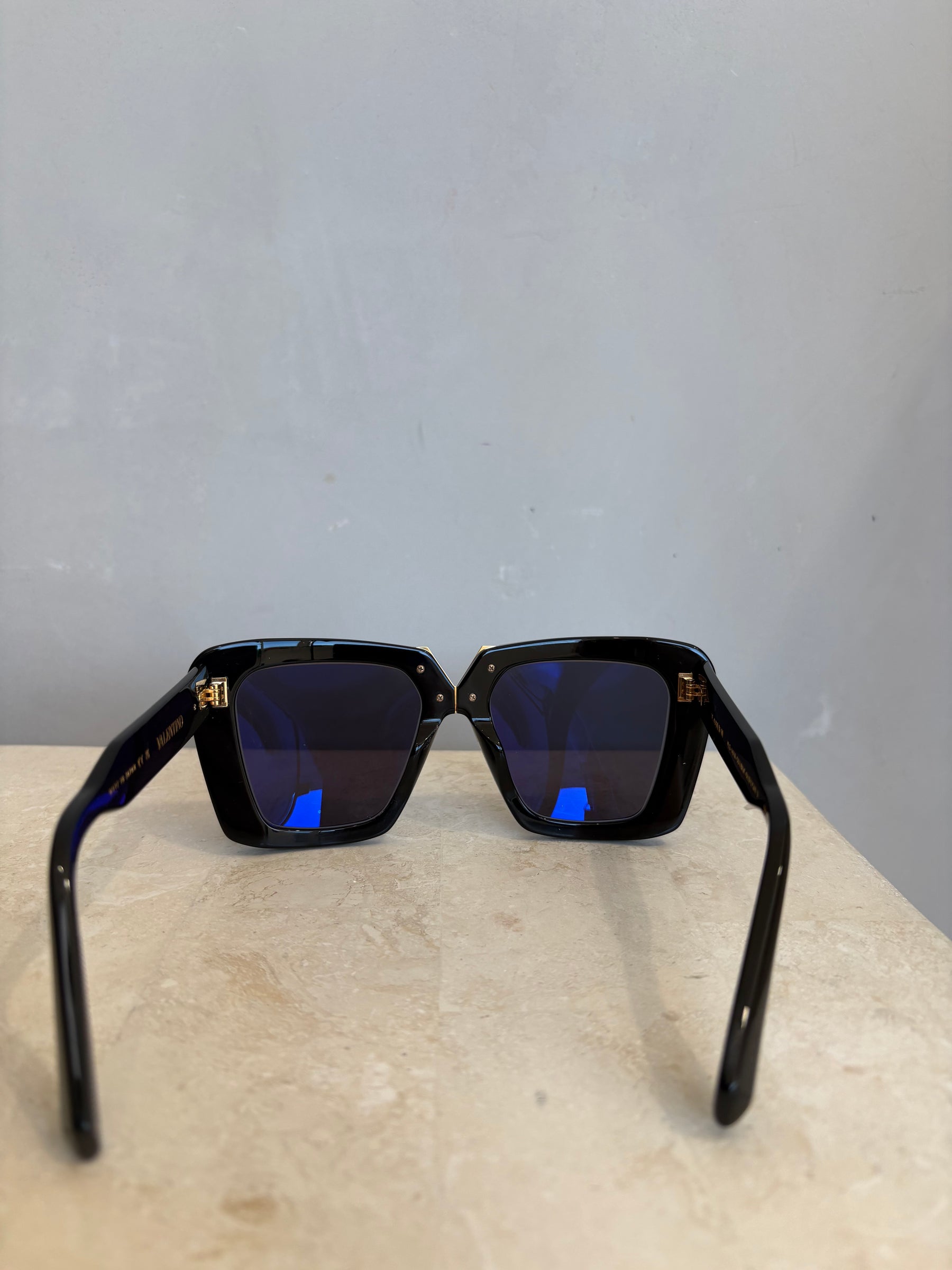Valentino Garavani Black Overized Square V Logo Sunglasses