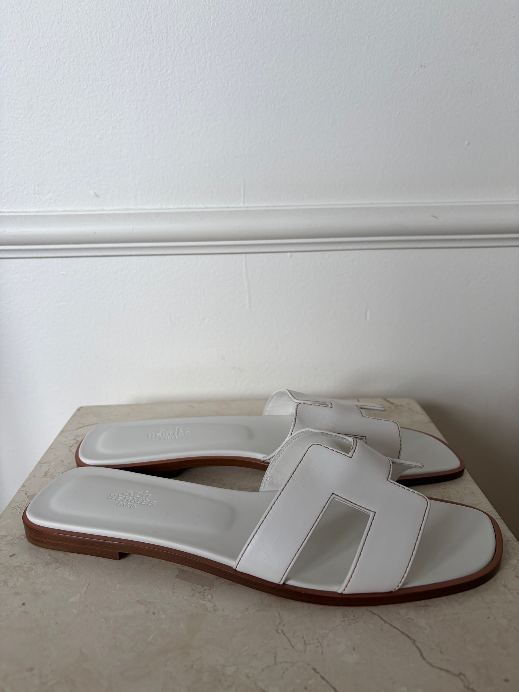 Hermès White Oran Sandals, 41