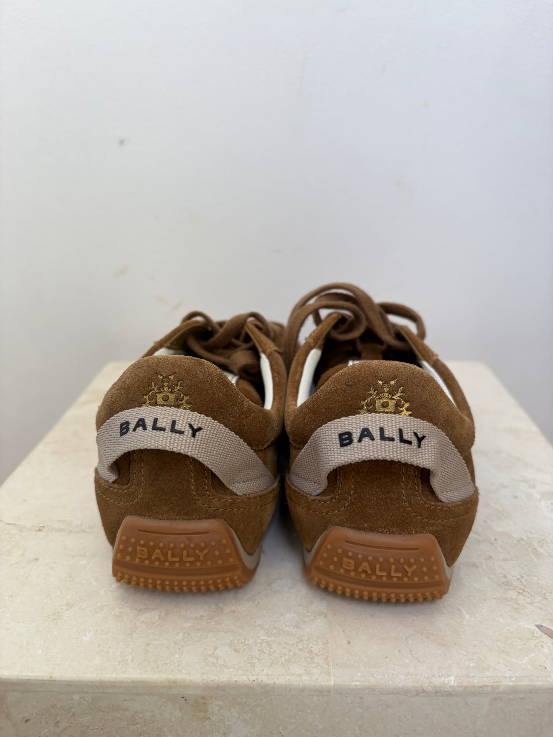 Bally Quest-W Calf Suede Sneaker In Camel, 37.5