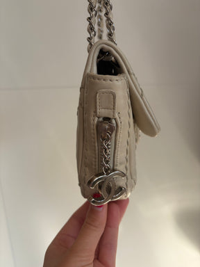 Chanel Cream Leather Ultimate Stitch Expandable Flap Bag
