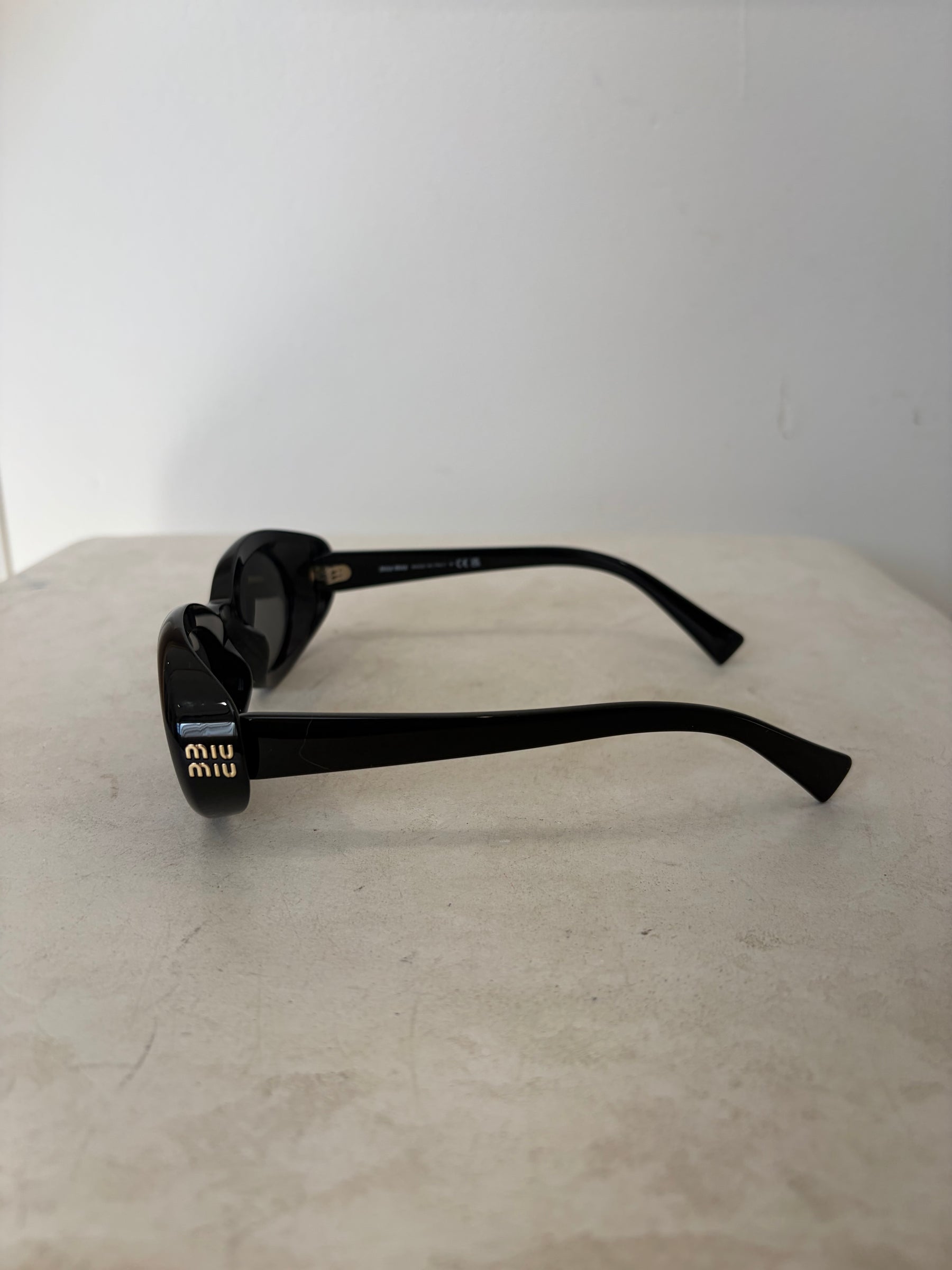 Miu Miu Rêverie Sunglasses Black