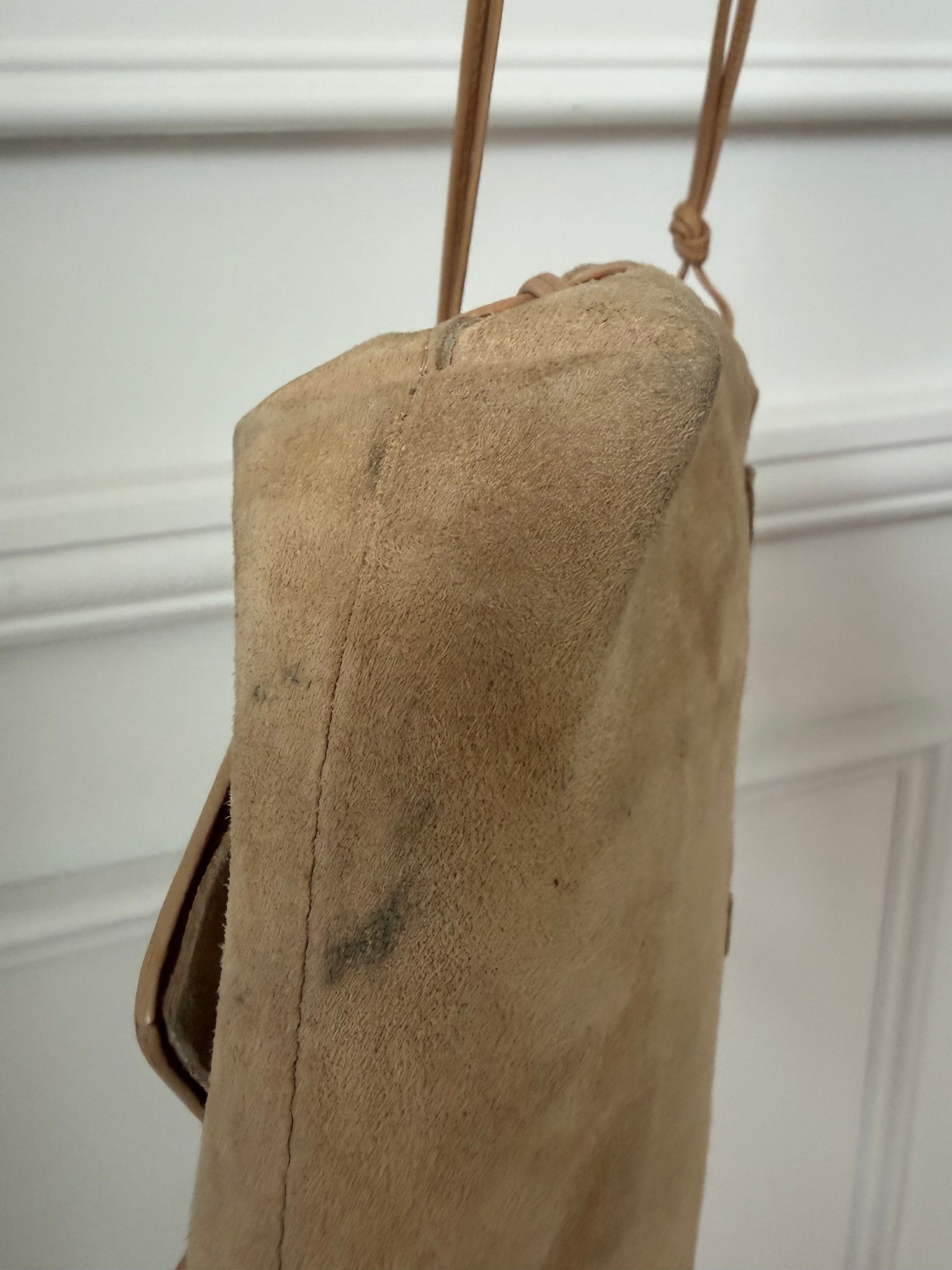 Gucci Beige Suede Heart Whipstitch Shoulder Bag