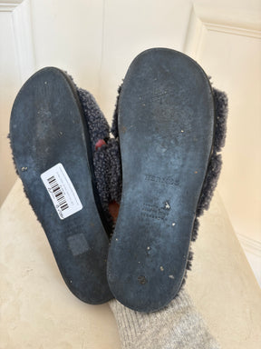 Hermes Izmir Shearling Slides Grey Men's Style, 41