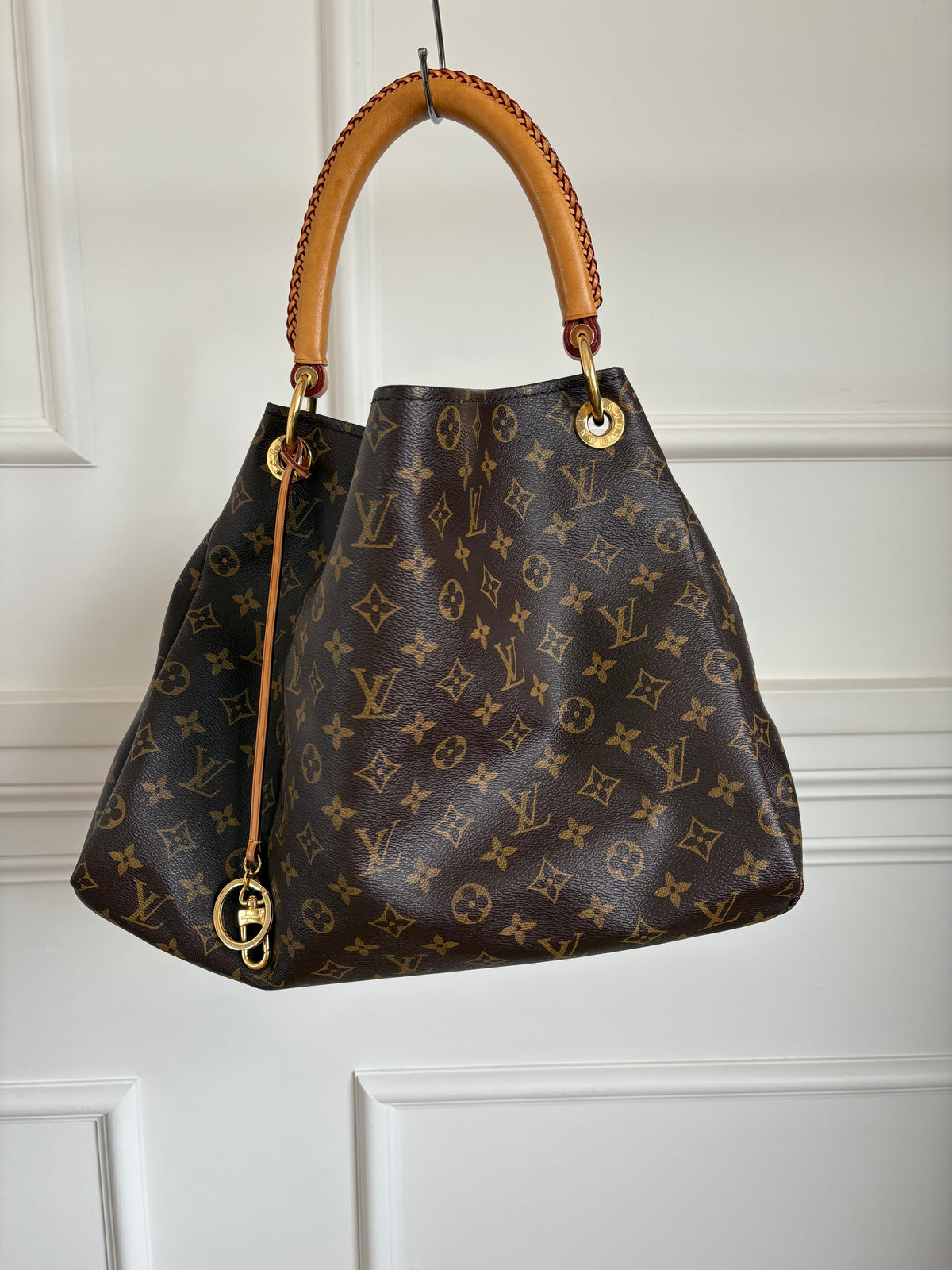 Louis Vuitton Canvas Monogram Artsy Bag