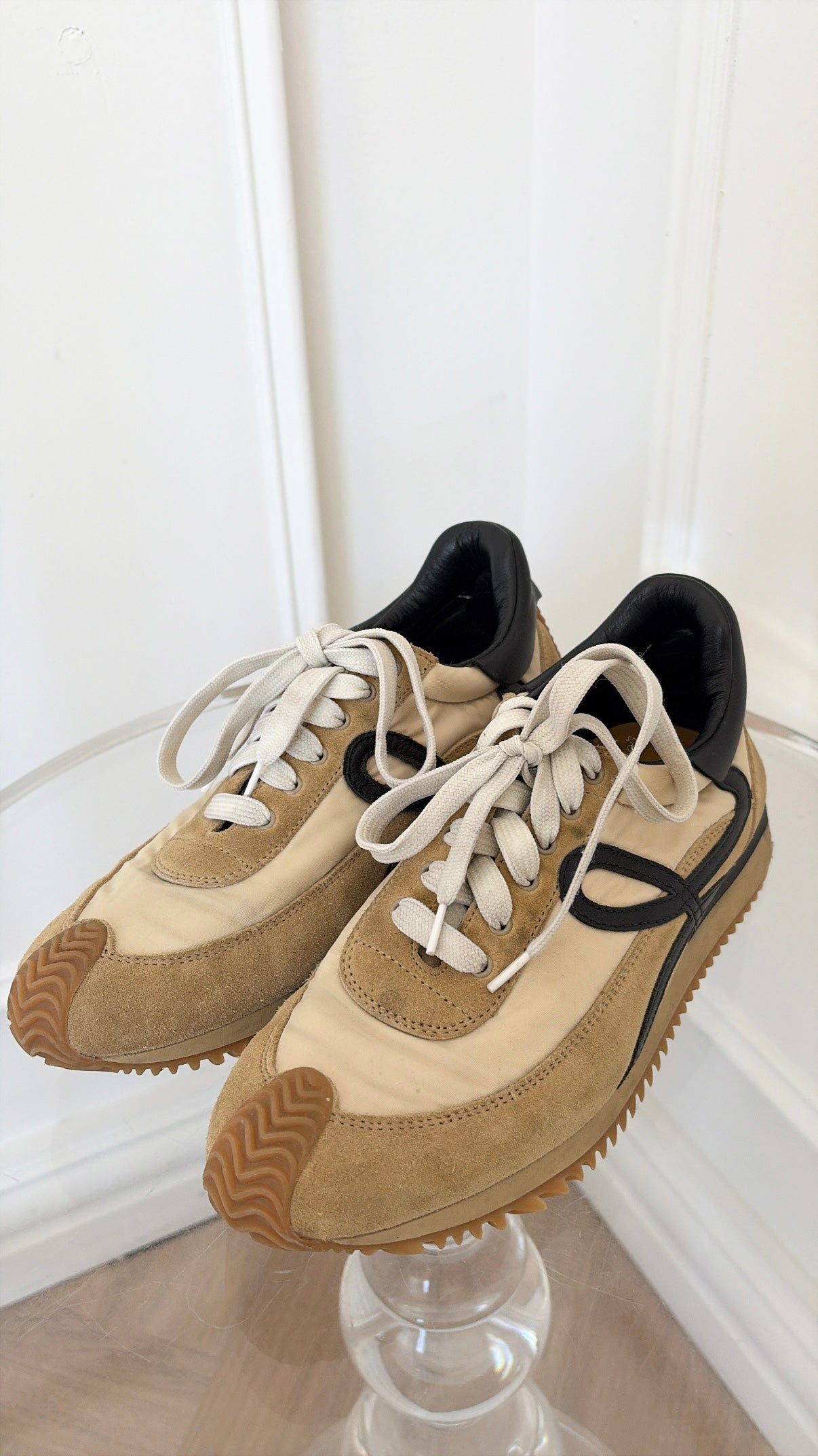 Loewe Beige Suede and black Leather Flow Runner, 38