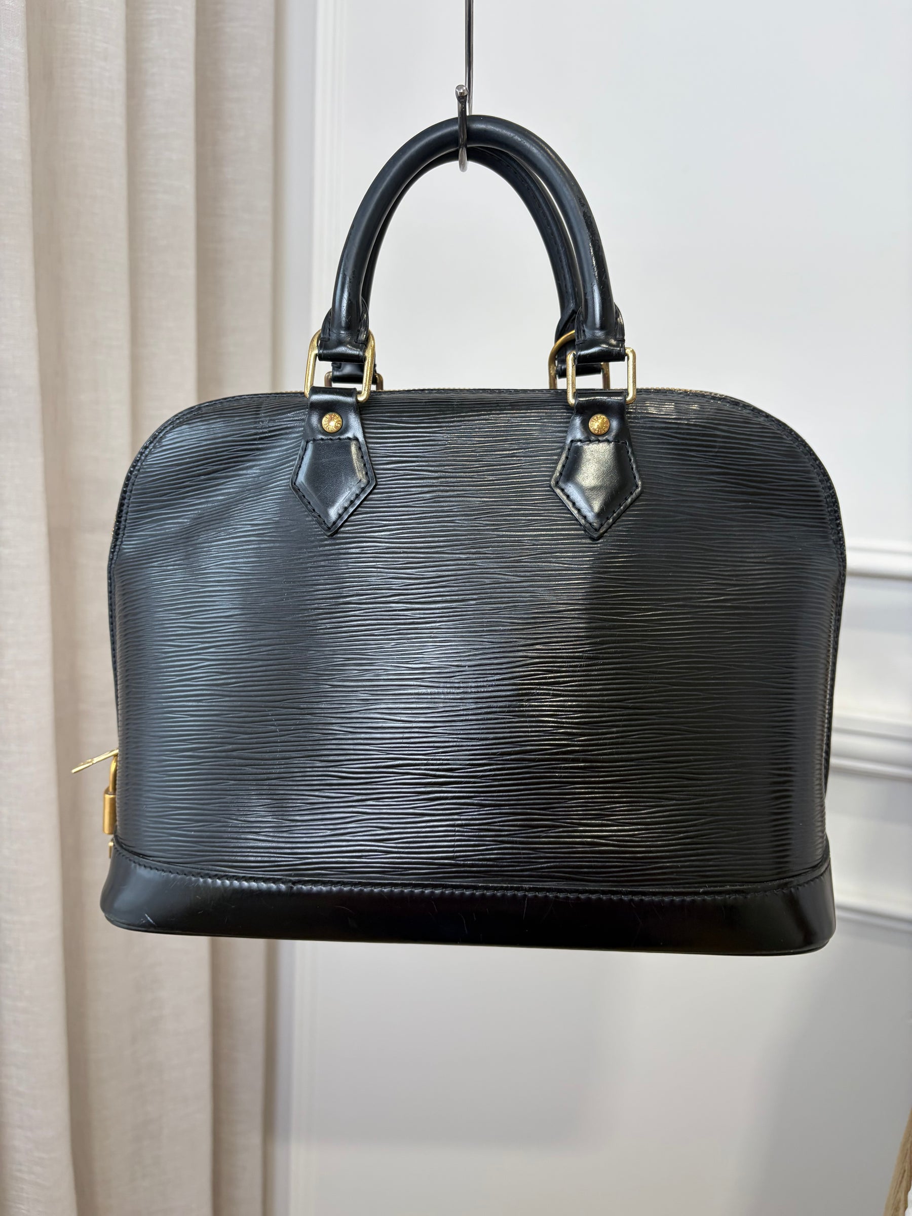 Louis Vuitton Black Epi Leather Alma PM Bag