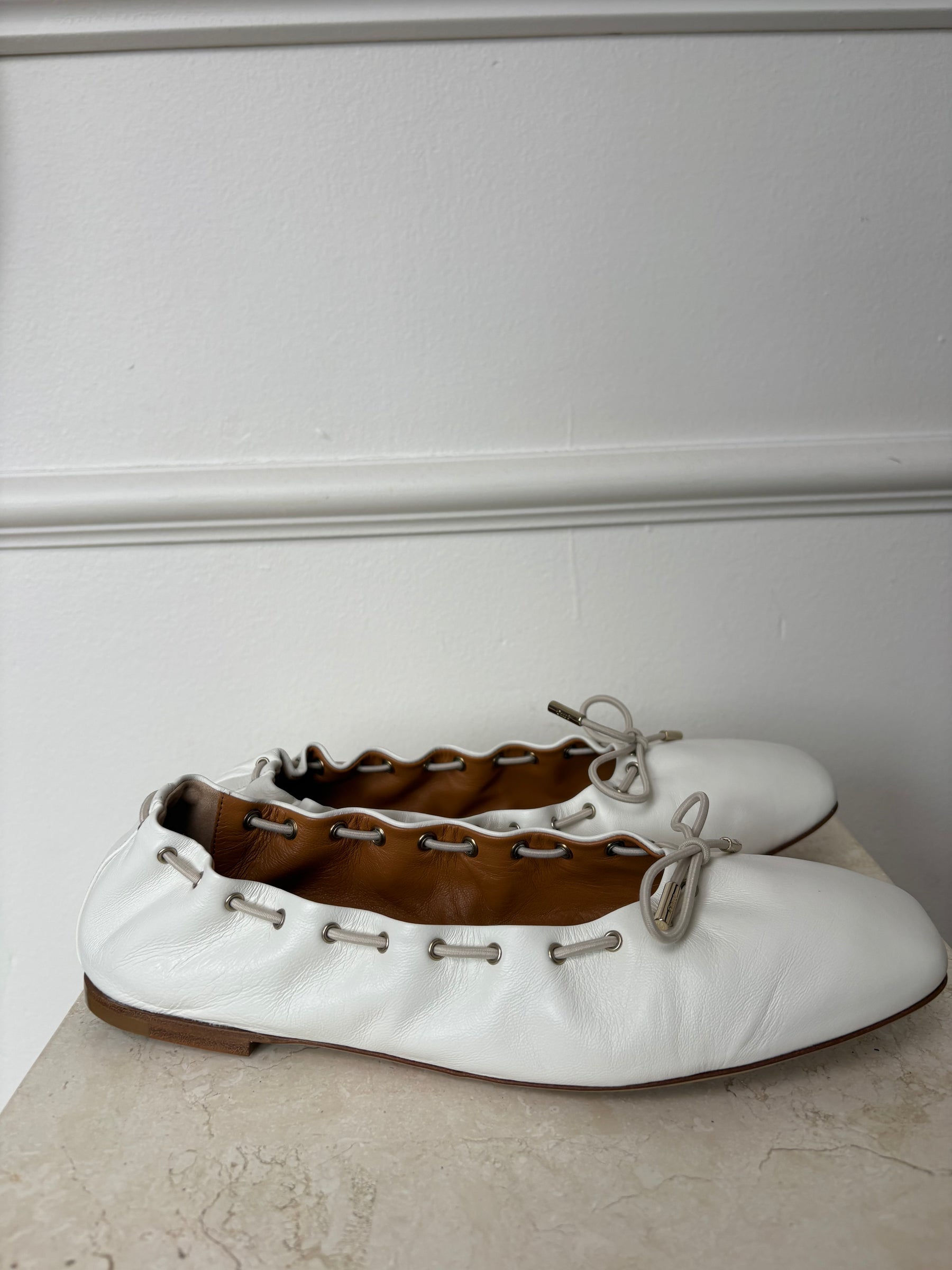 Chloé White Leather Laced Ballet Flat, 40