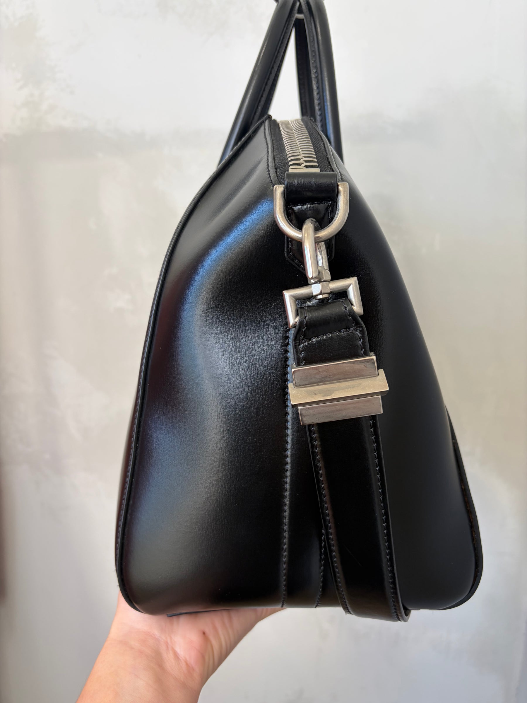 Givenchy Black Leather Large Antigona Bag