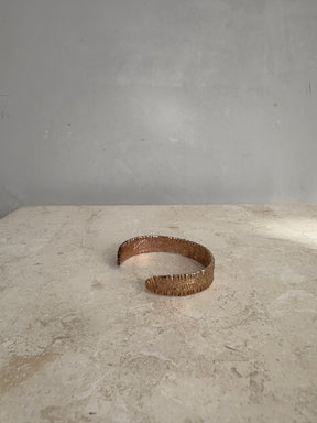 Lucy folk Anchovy Cuff In Rose Gold