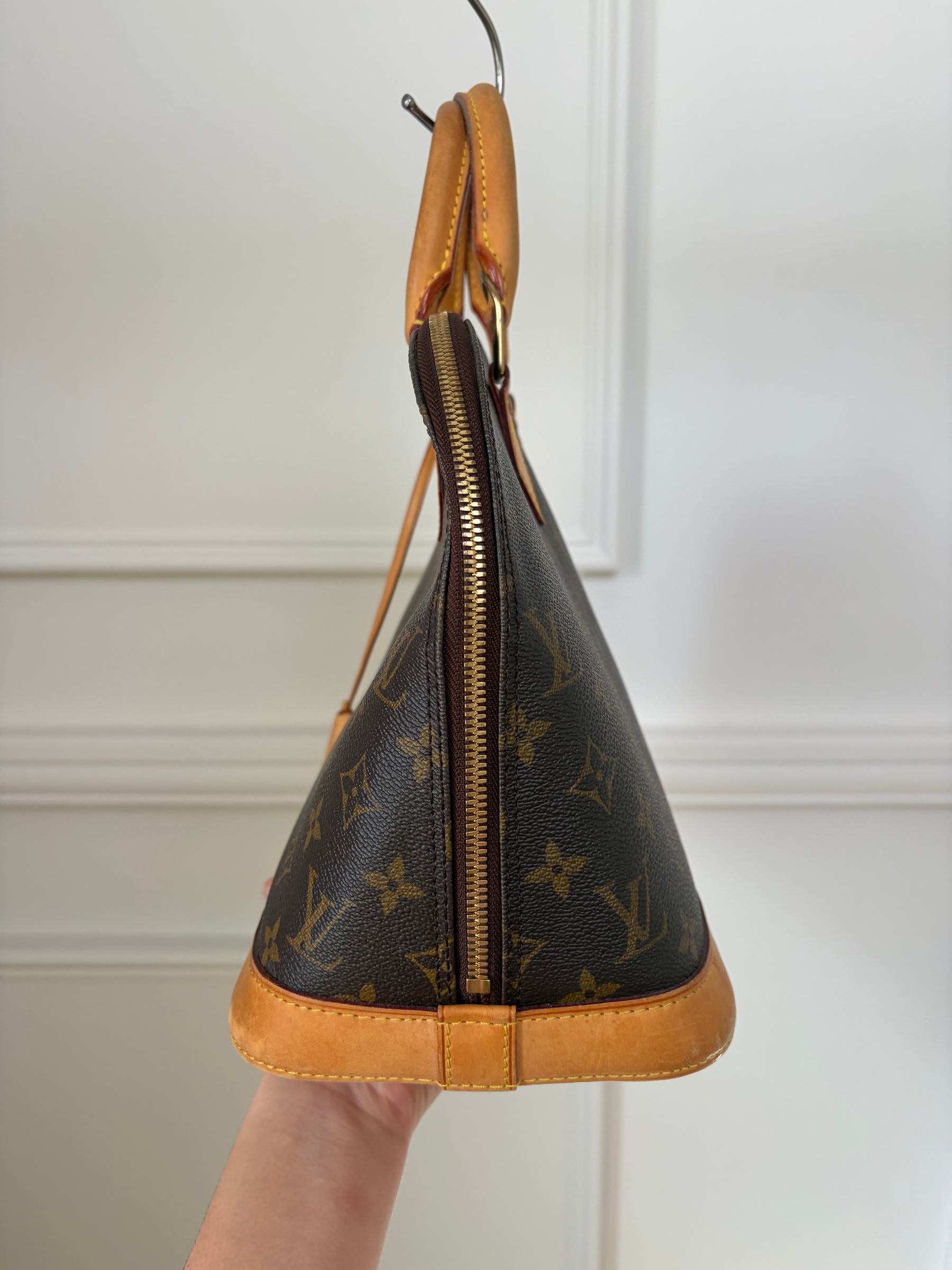 Louis Vuitton Canvas Monogram Alma PM