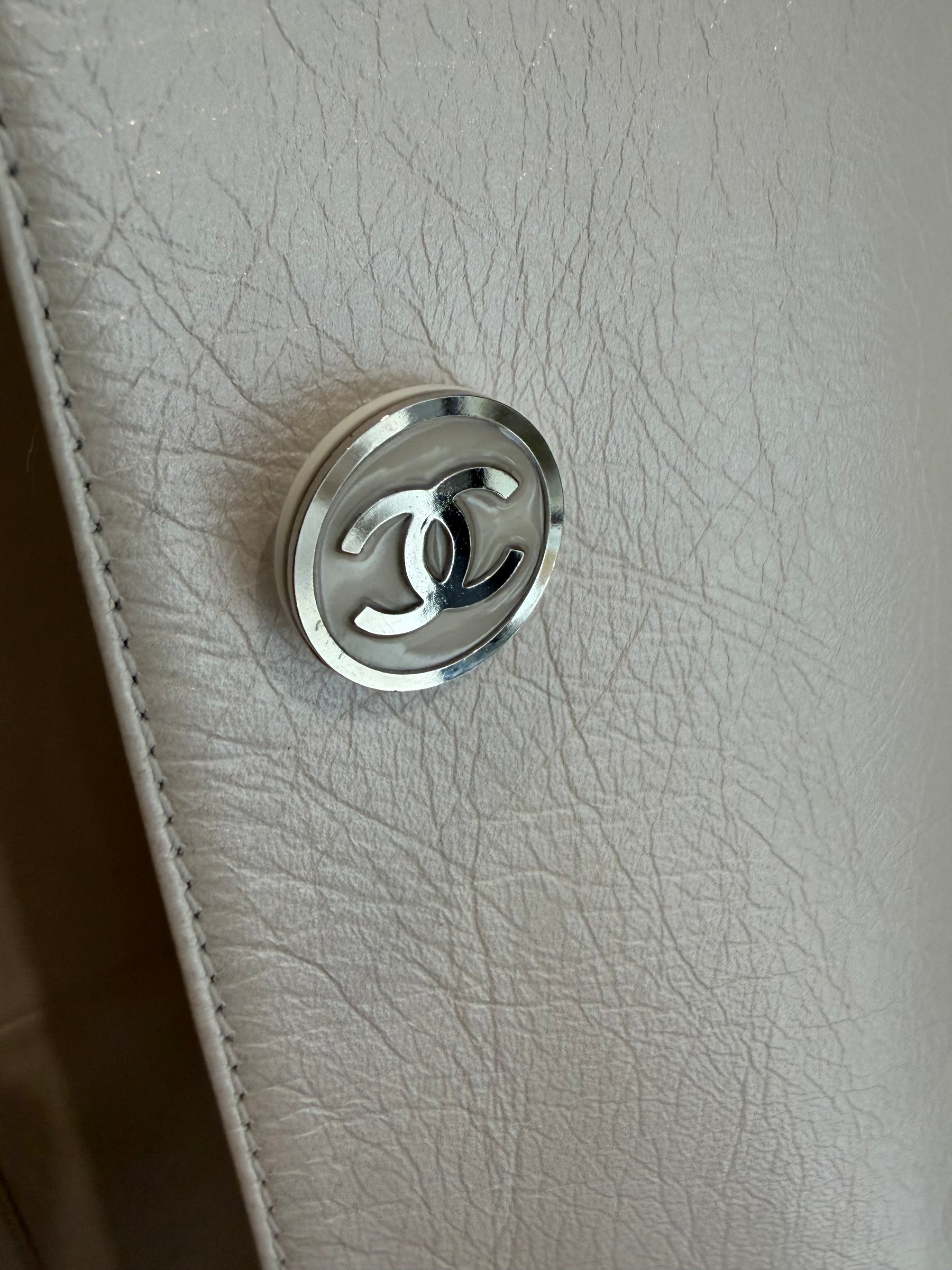 Chanel Pearly White Leather Trench Coat with Tie, 38 FR