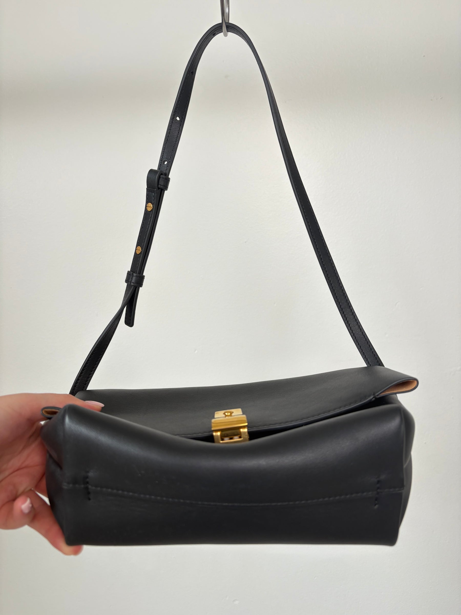 Oroton Black Leather Shoulder Bag