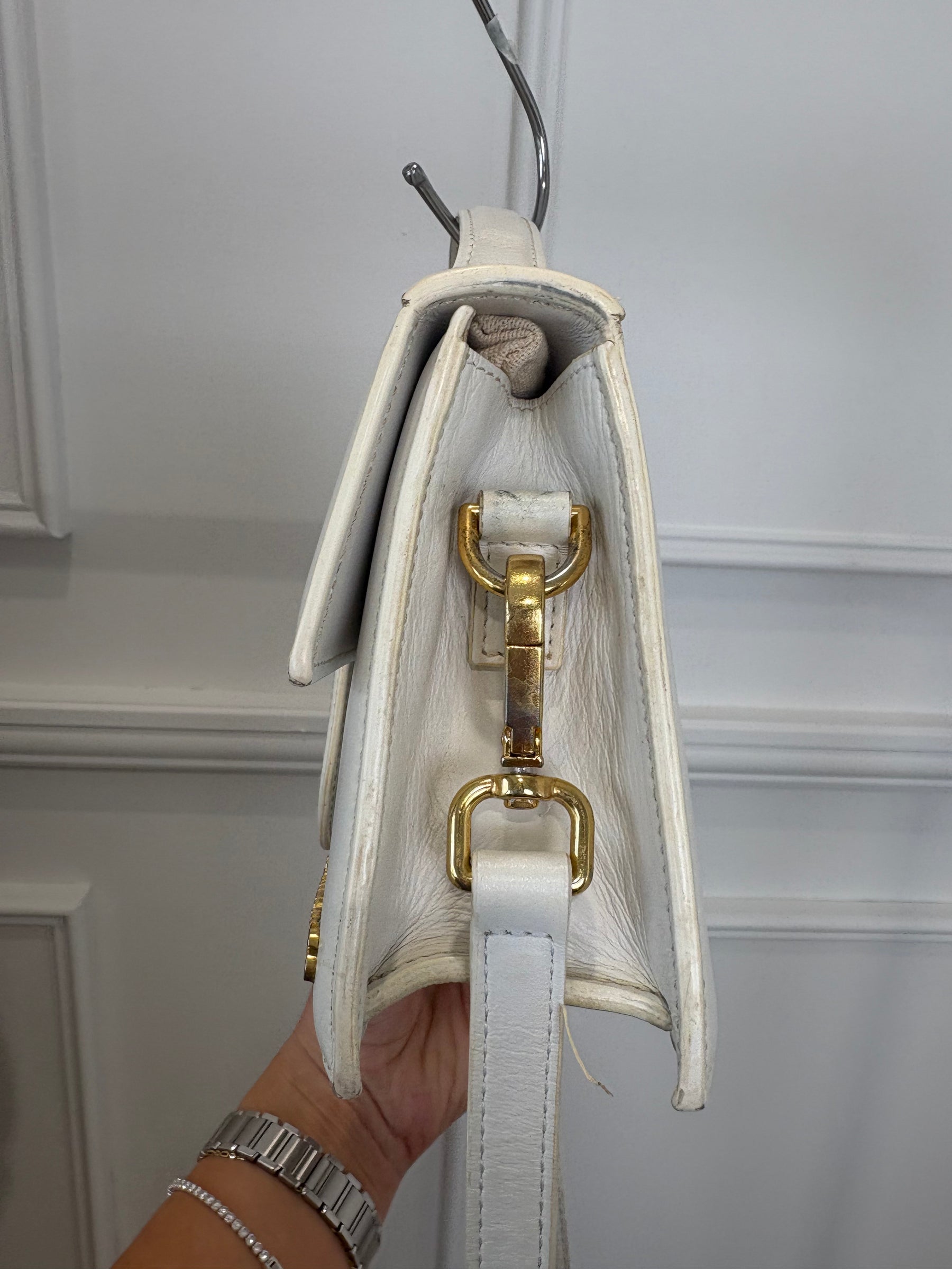 Jacquemus White Les Classiques 'The large Bambino' Bag