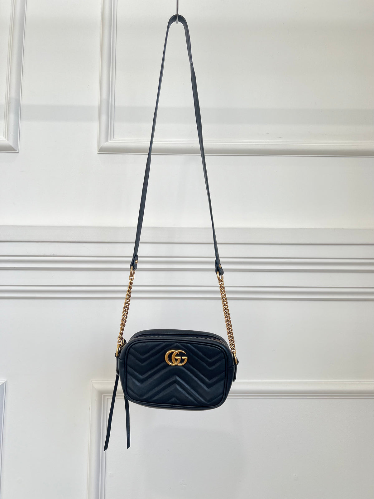 Gucci Black Chevron Leather Marmont Camera Bag