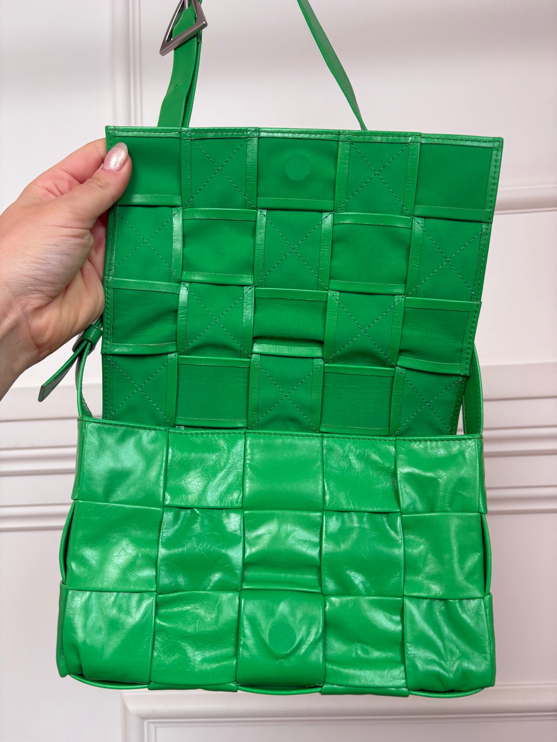 Bottega Veneta Parakeet Green Intrecciato Leather Cassette Bag