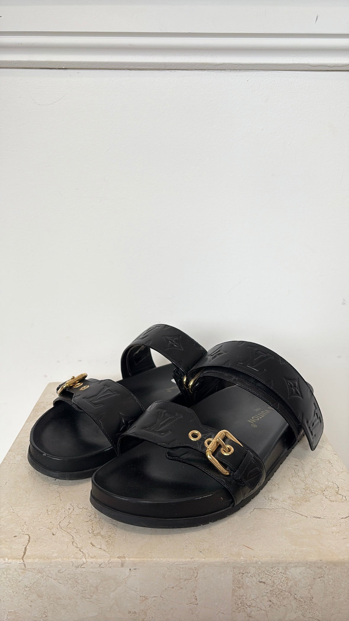 Louis Vuitton Bom Dia Flat Comfort Mule In Black, 40