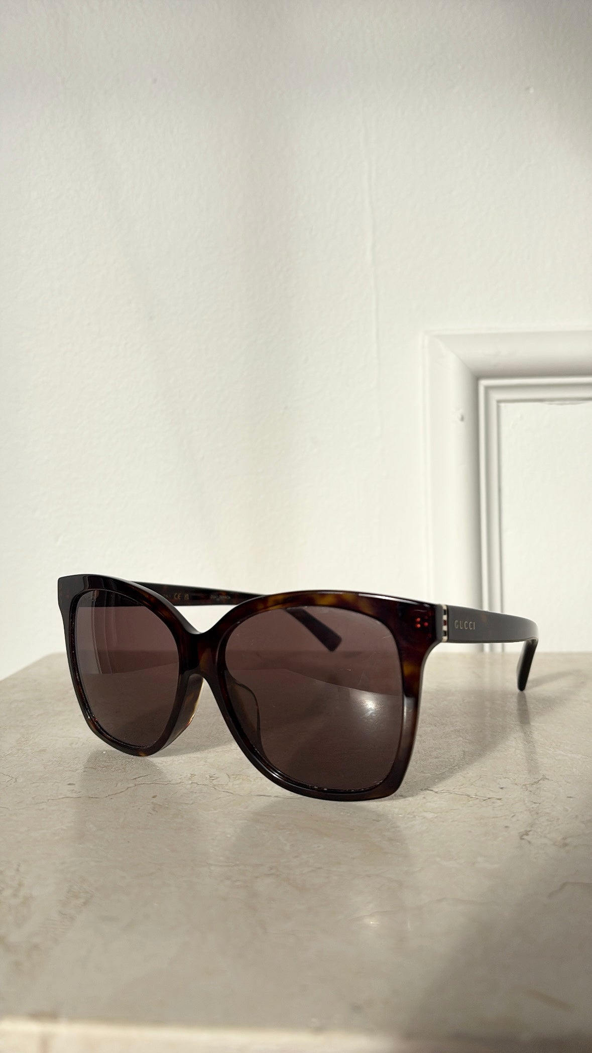 Gucci Tortoishelle Oversized Sunglasses
