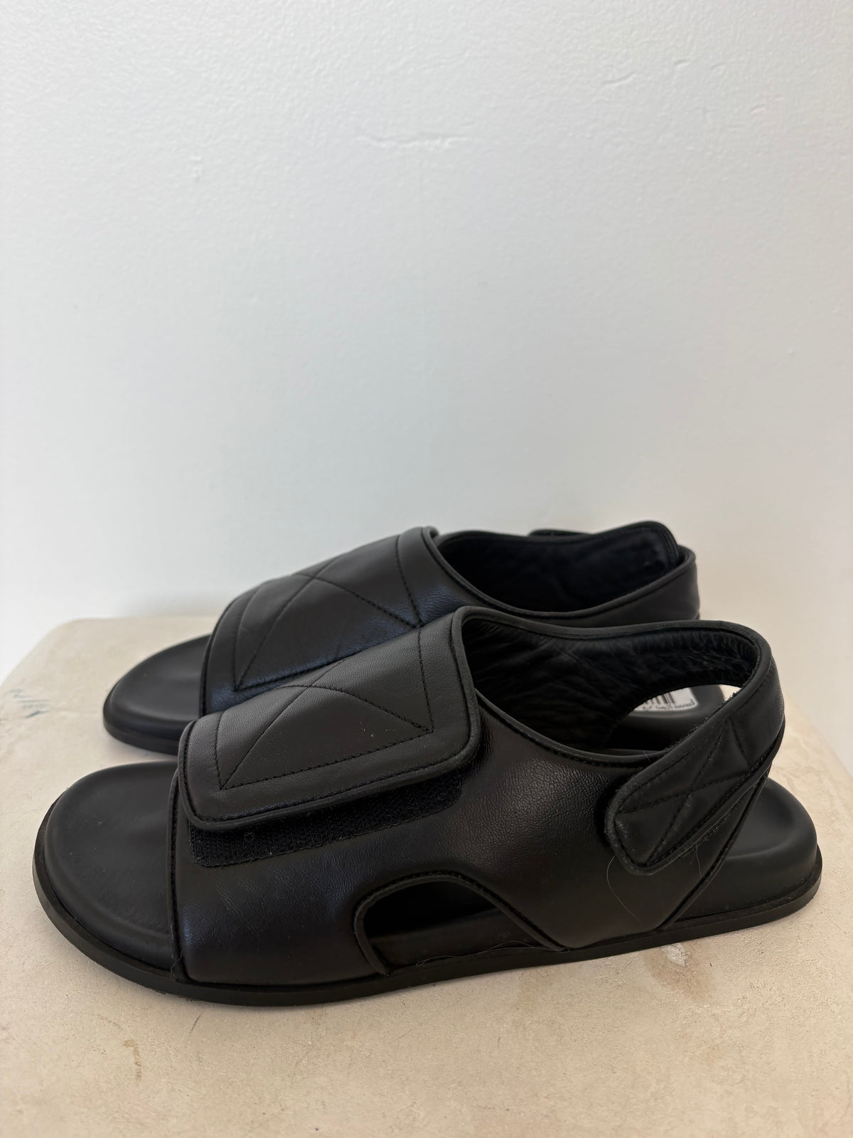 bassike Wide Strap Padded Sandal Black, 39