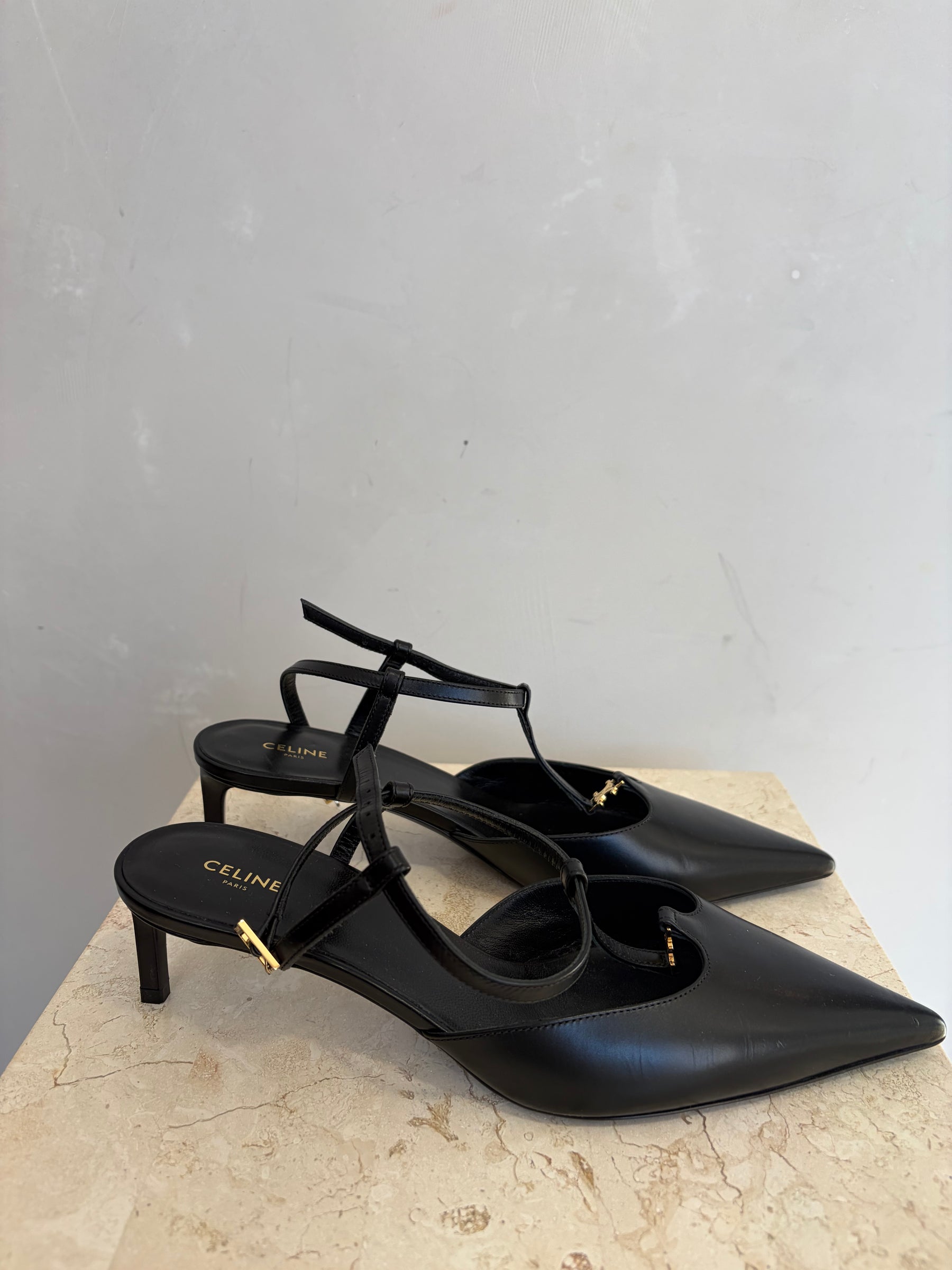 Celine Pump Kitten In Calfskin Black, 38