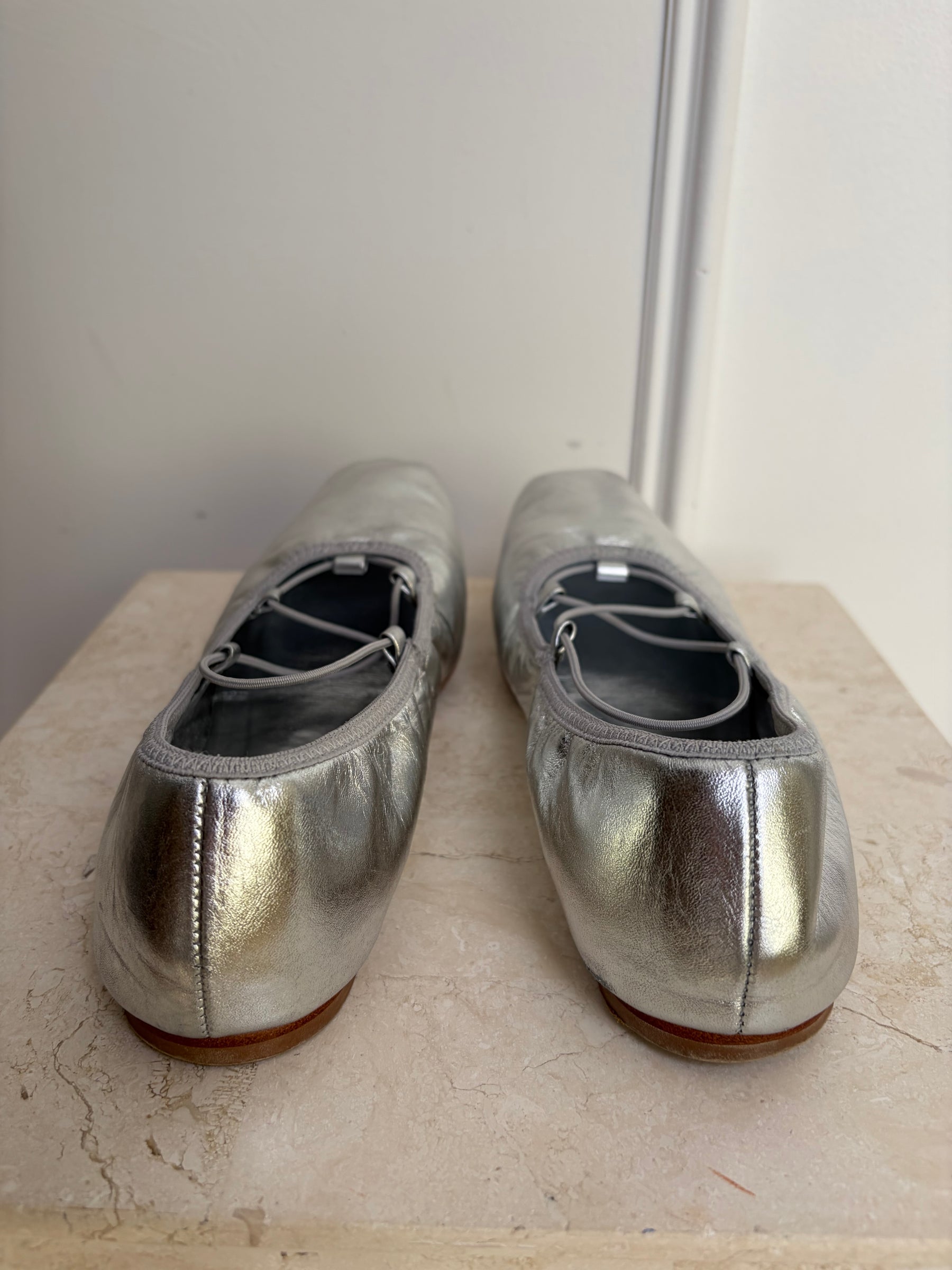 Reformation Silver Ballet Flats, 7.5 US