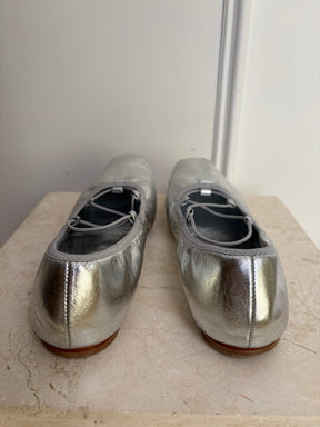 Reformation Silver Ballet Flats, 7.5 US