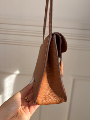 Hermès Halzan 25 in Gold Clemence Leather