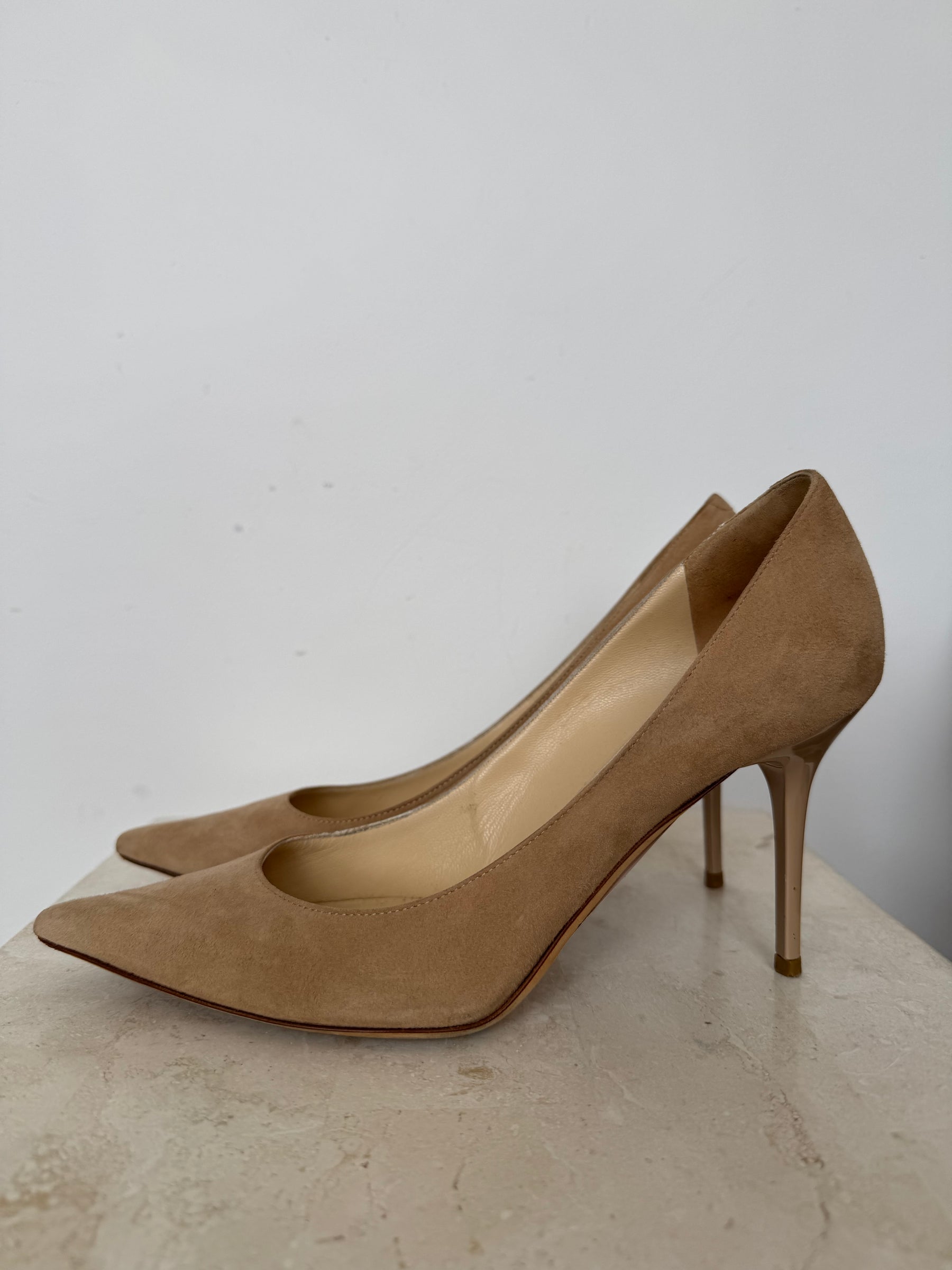 Jimmy Choo Beige Suede Pointed Pump, 38
