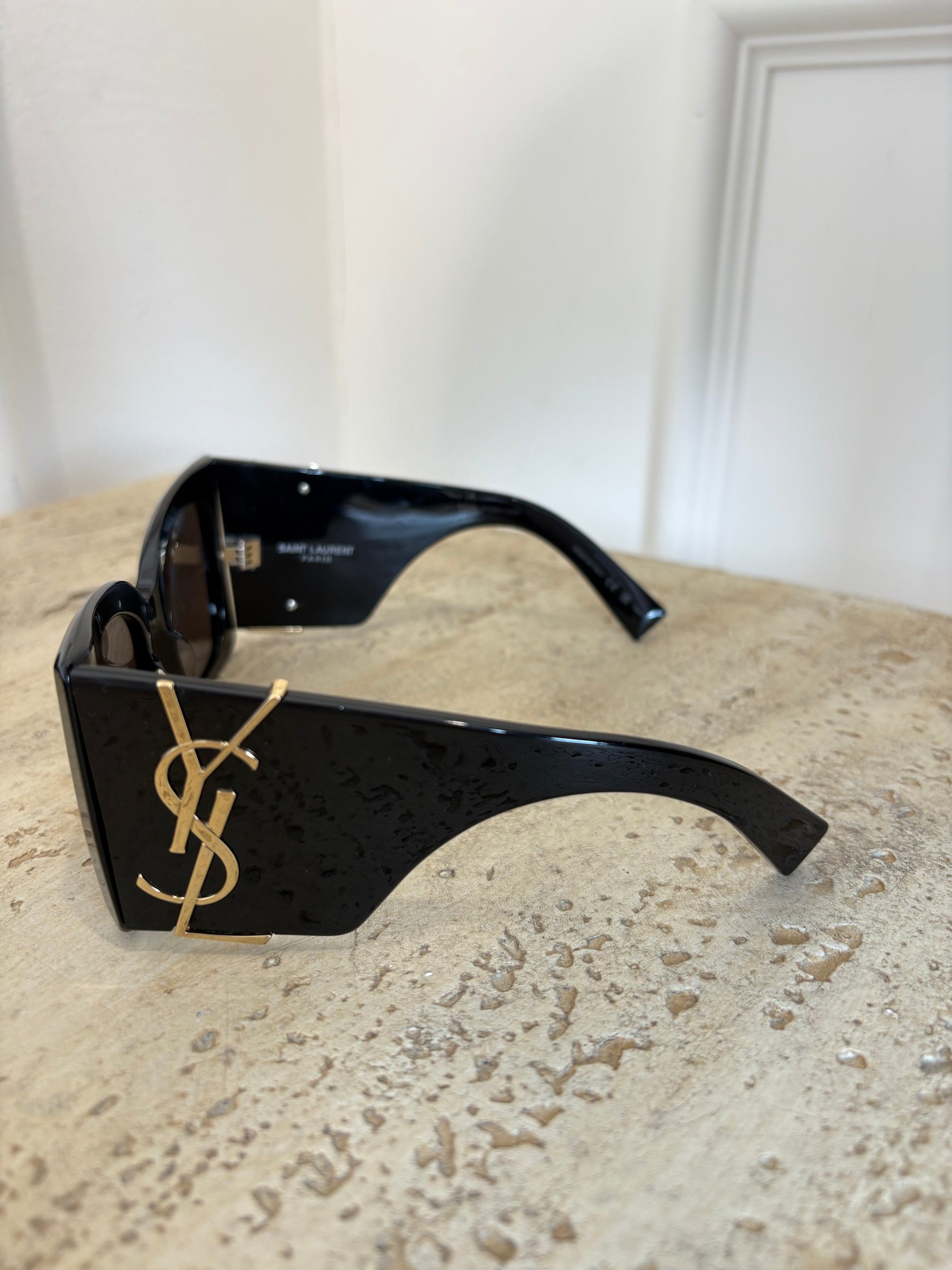 Saint Laurent Butterfly Logo Sunglasses Black