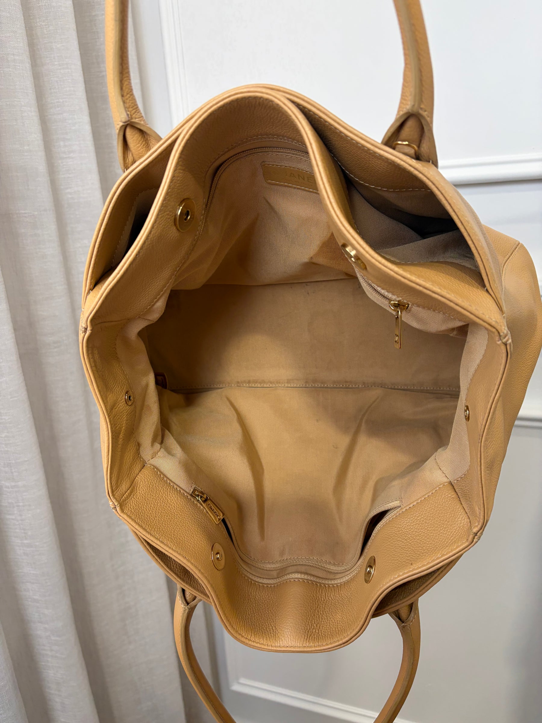 Chanel Beige Caviar Leather Cerf Executive Tote