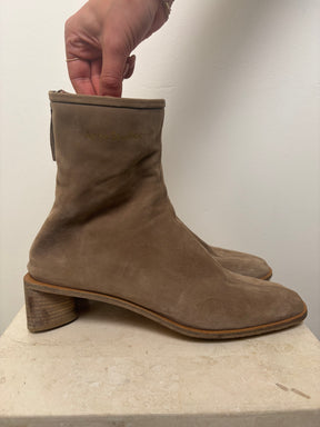 Acne Studios Taupe Suede Round Toe Ankle Boot, 41