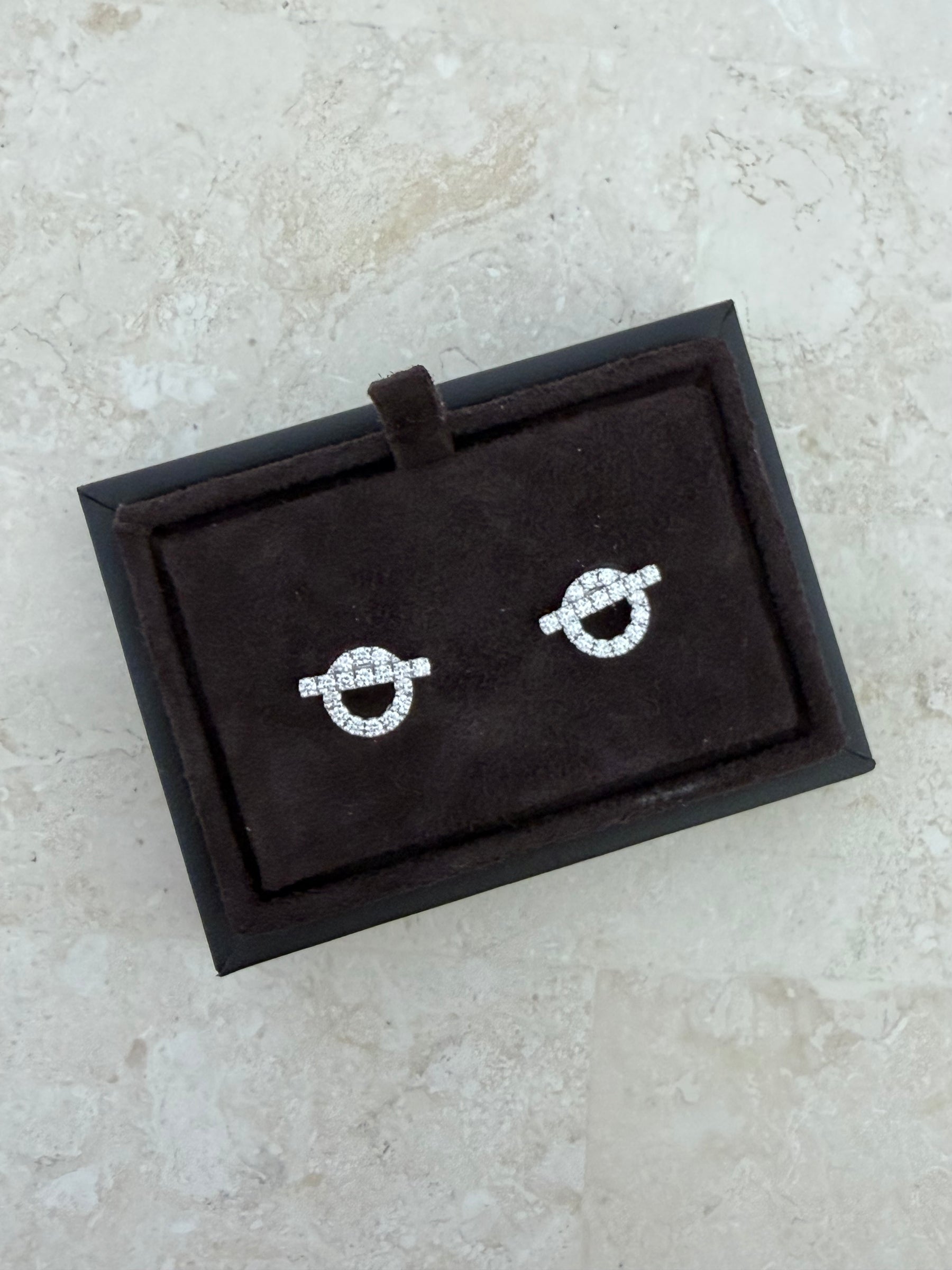 Hermès White Gold and Diamond Finesse earrings
