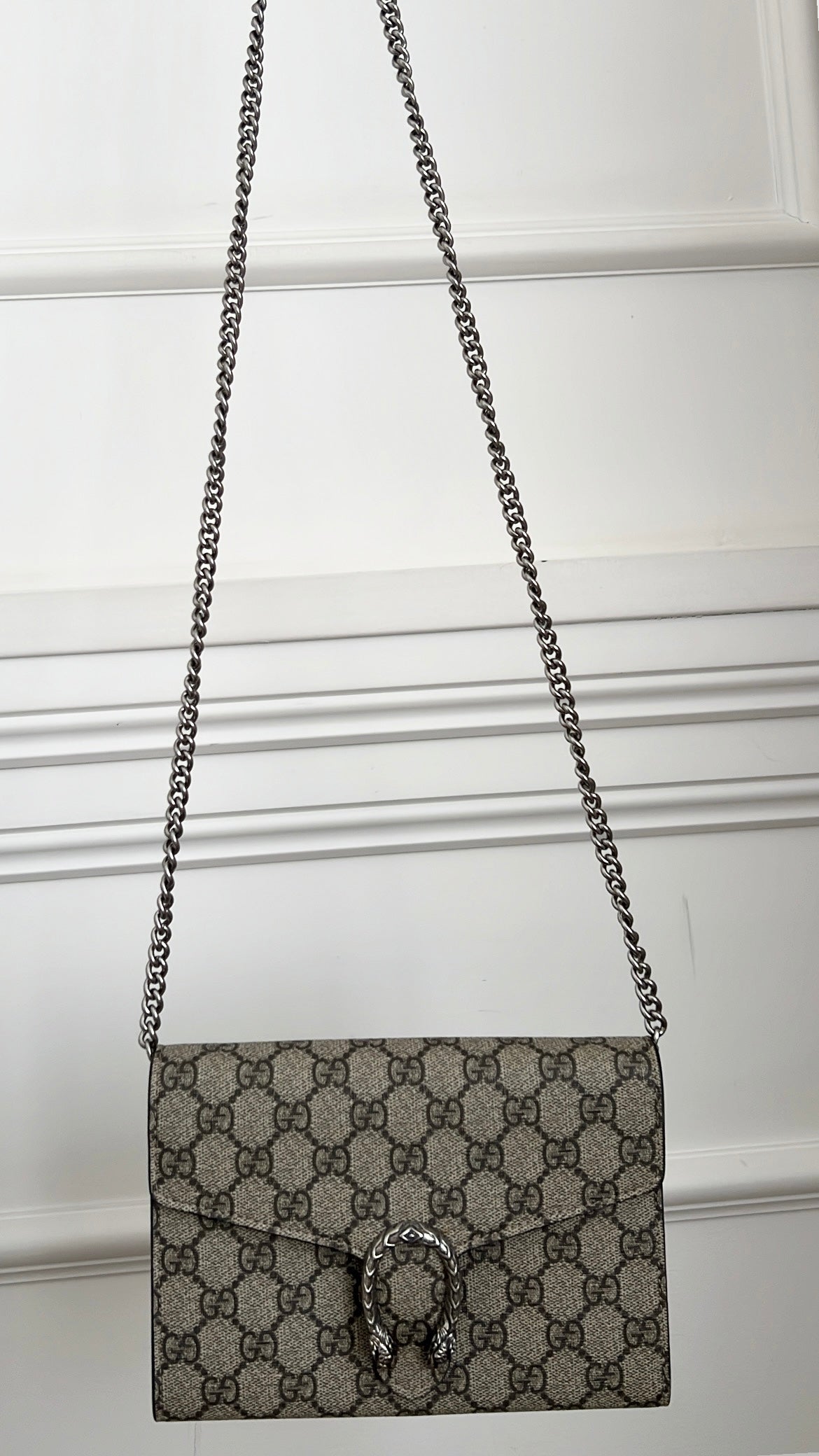 Gucci Dionysus GG Supreme Wallet on Chain