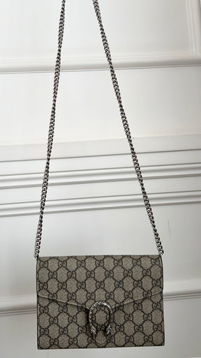 Gucci Dionysus GG Supreme Wallet on Chain