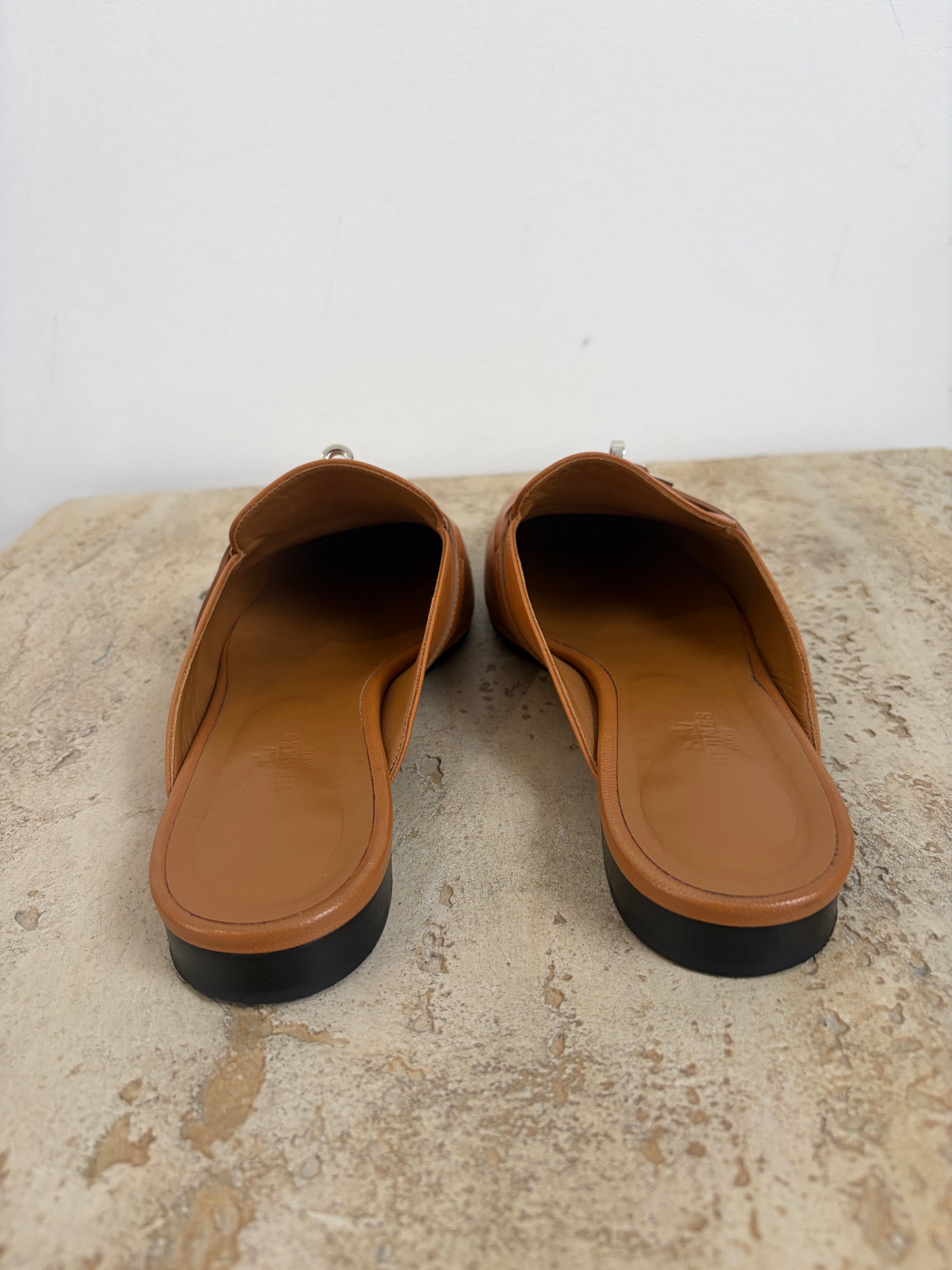 Hermès Tan Leather Oz Mules Silver HW, 40