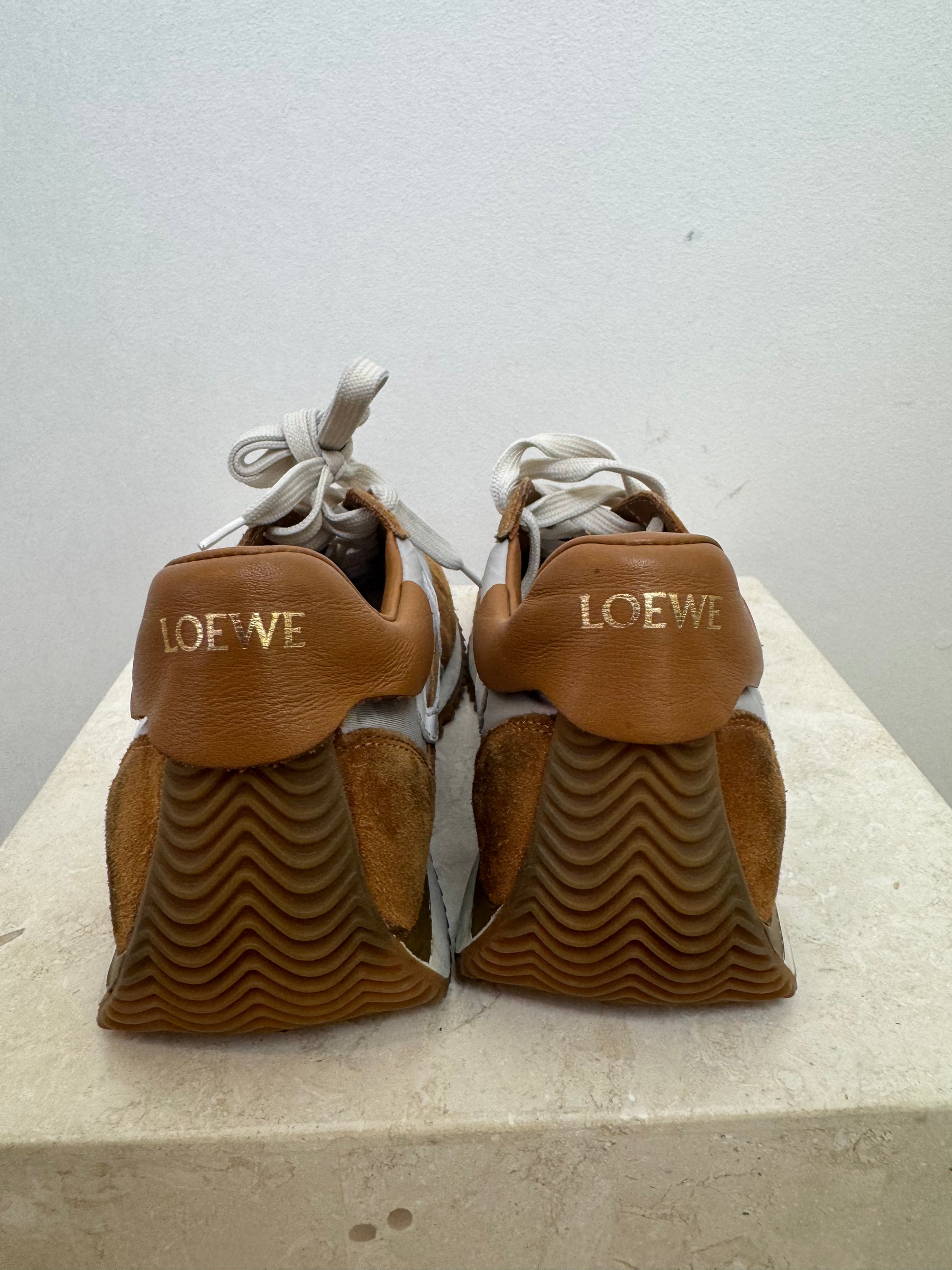 Loewe Tan Suede and Grey Nylon Flow Runner, 38