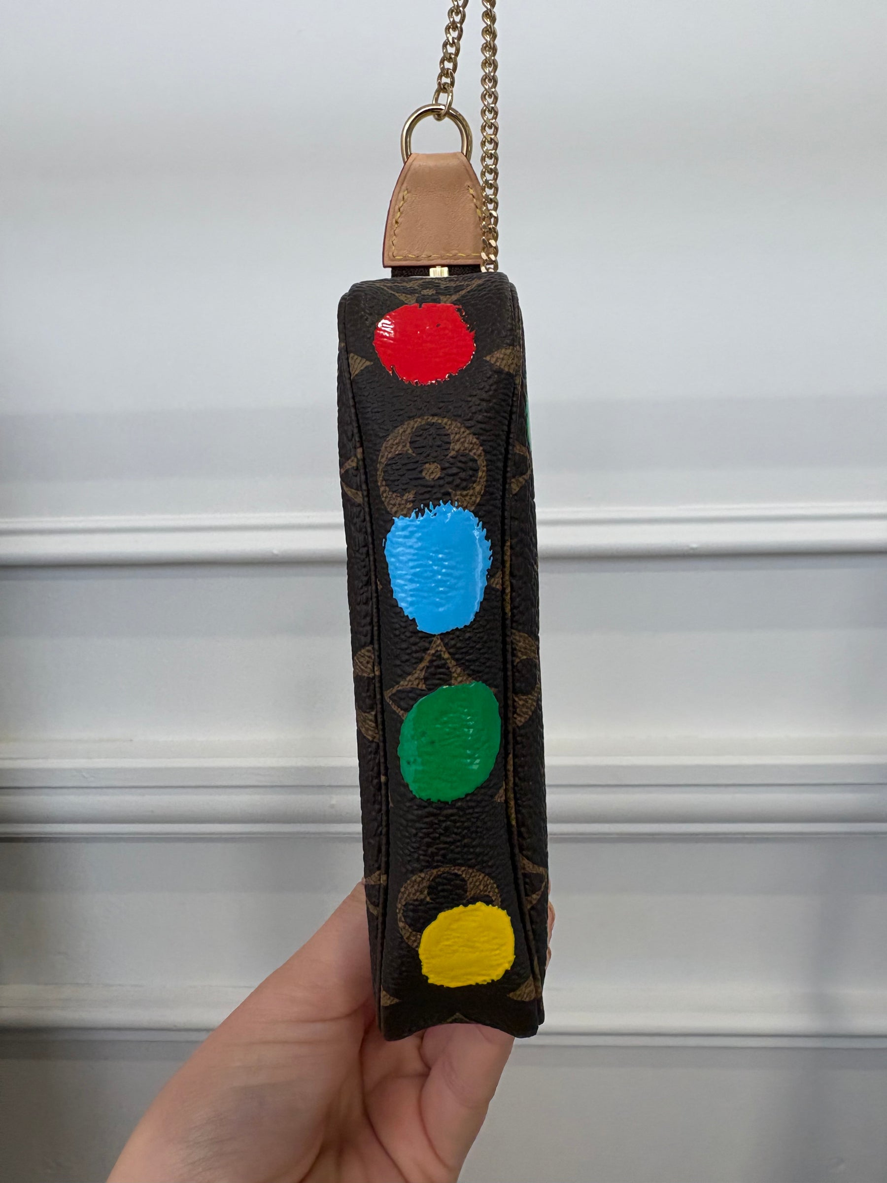 Louis Vuitton x Yayoi Kusama Spotted Mini Pochette