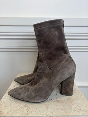 Scanlan Theodore Taupe Suede Pointed Boots, 39