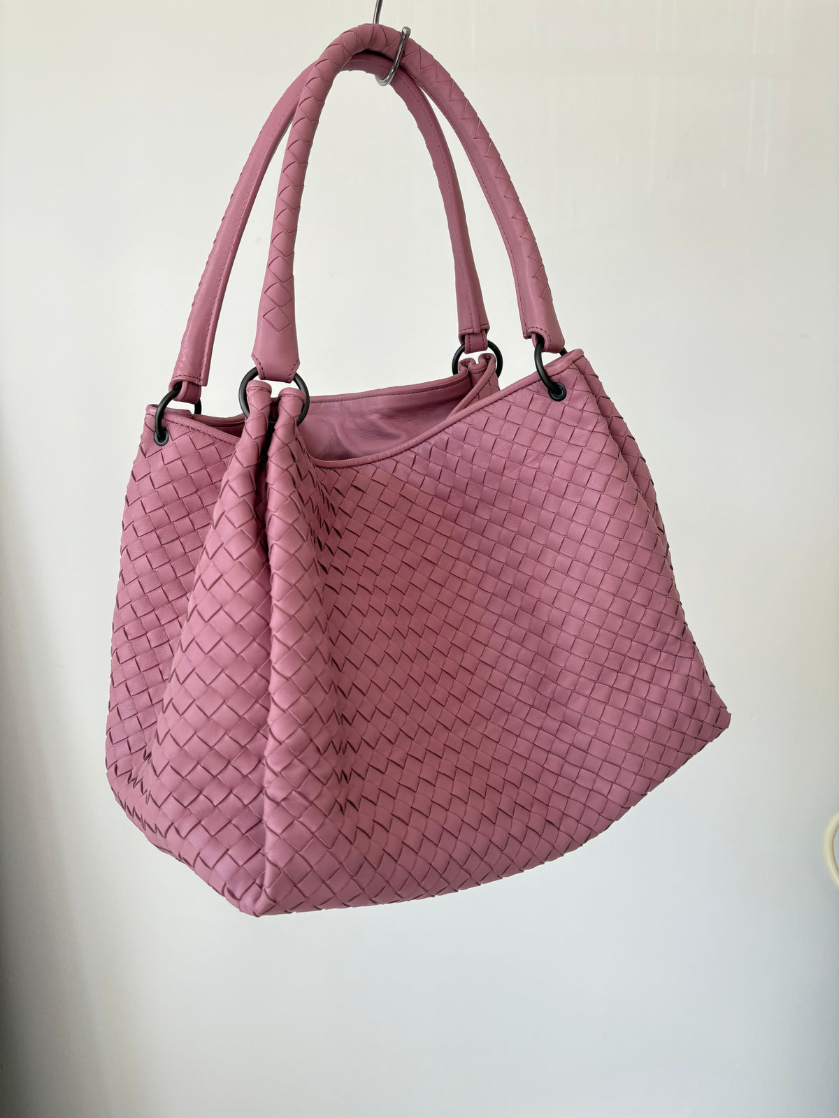 Bottega Veneta Mauve Intrecciato Leather Parachute Tote bag