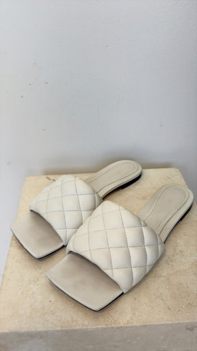 Bottega Veneta White Padded Leather Quilted Lido Slides, 41